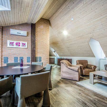 Aplend City Bastova 1 Братислава Экстерьер фото