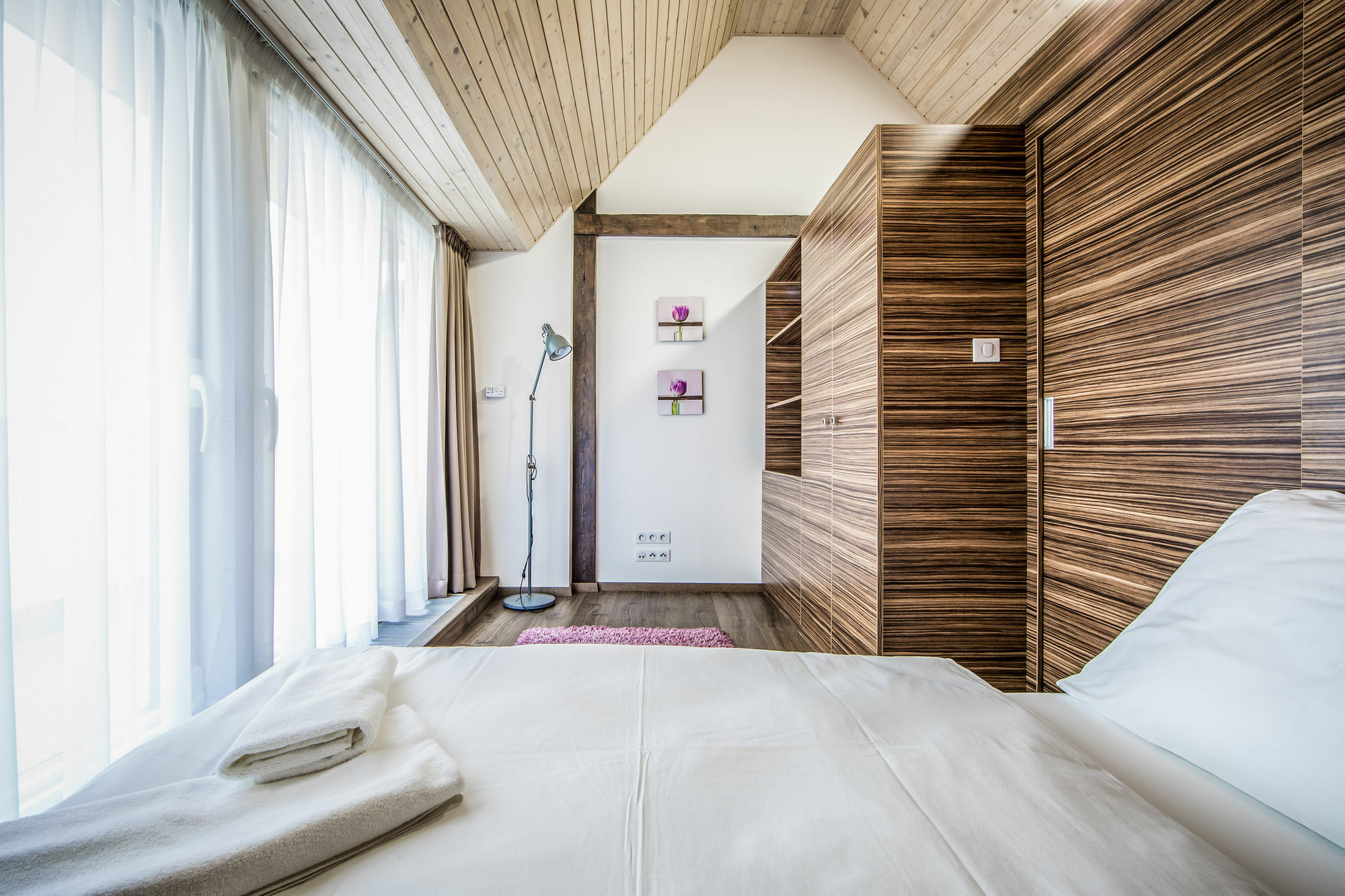 Aplend City Bastova 1 Братислава Экстерьер фото
