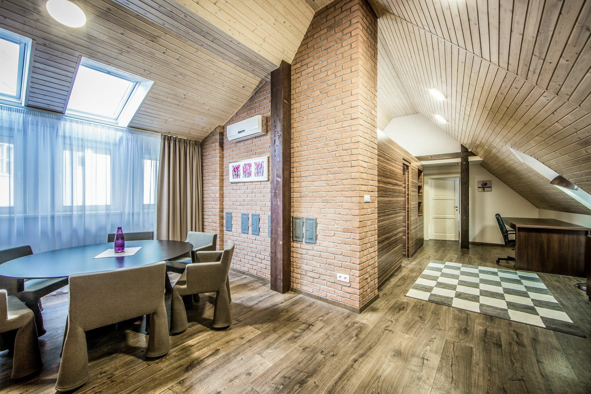 Aplend City Bastova 1 Братислава Экстерьер фото